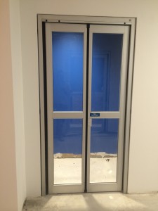 UnionDoors_ManualFoldingDoors-Cambridge Innovations